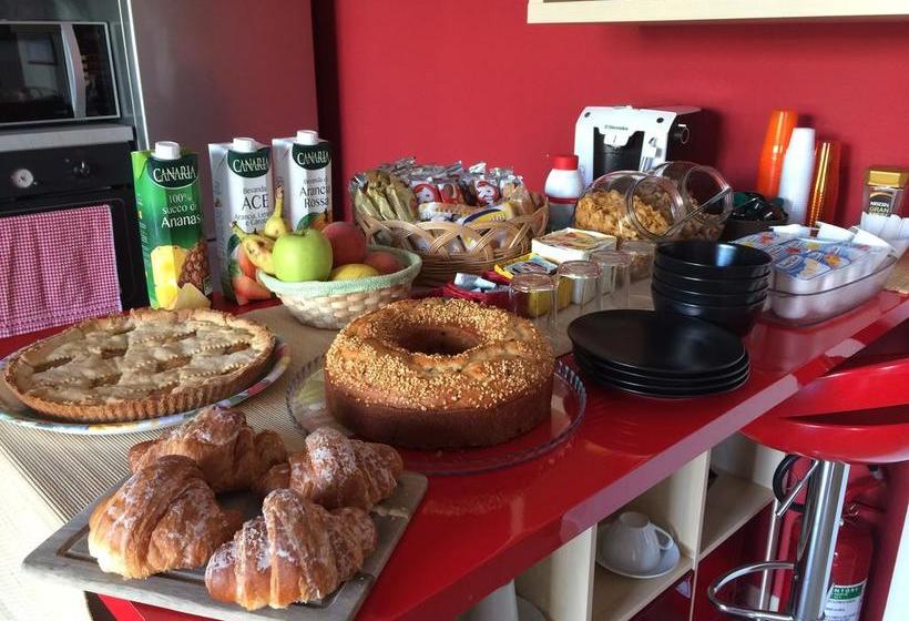 Bed and Breakfast Lambruschini 69  | Fiumicino | Roma | Italia 3