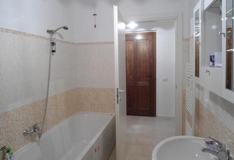 Rosa Spina B&b  | Controguerra | Teramo | Italia 18