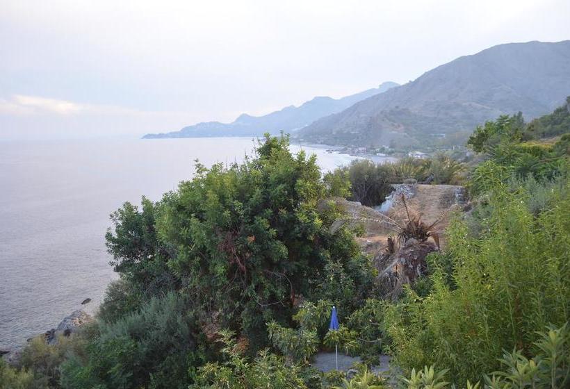 La Scogliera B&b  | Forza d'Agro | Messina | Italia 6