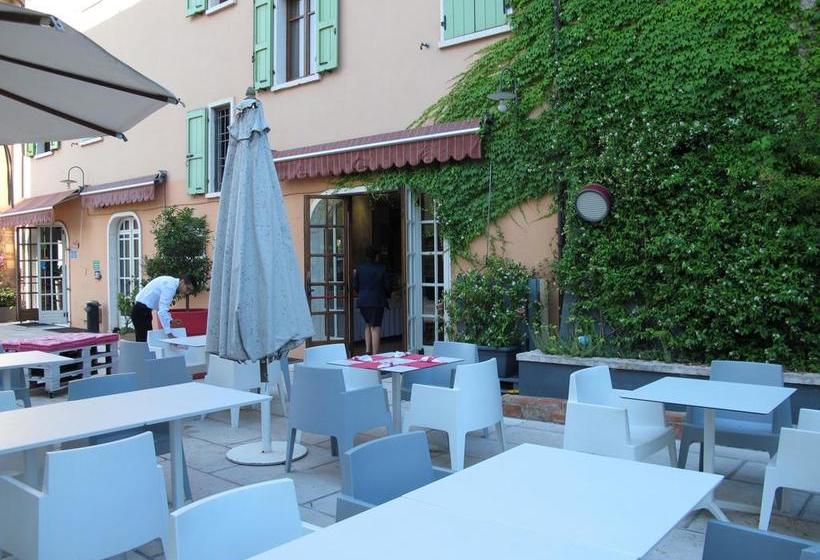 Hotel Albergo Al Cacciatore Tortellinando  | Valeggio sul Mincio | Verona | Italy 8