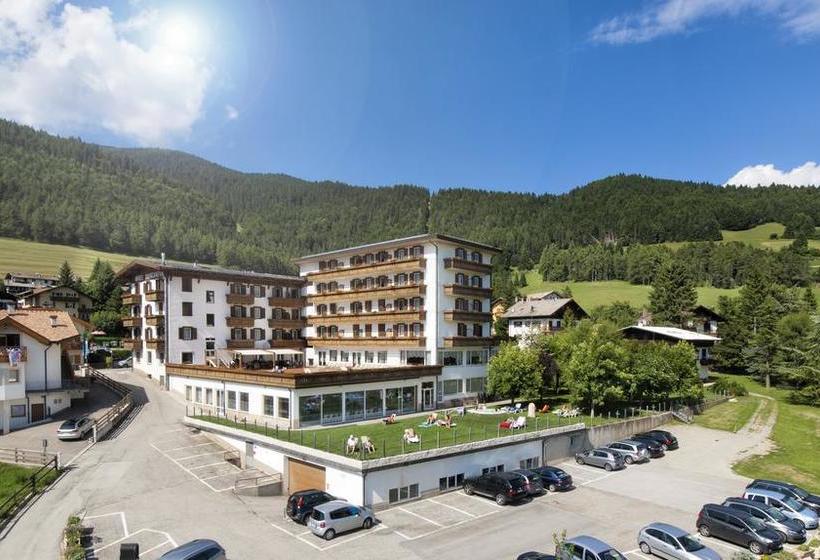 Grand Hotel Biancaneve  | Folgaria | Trento | Italia 12