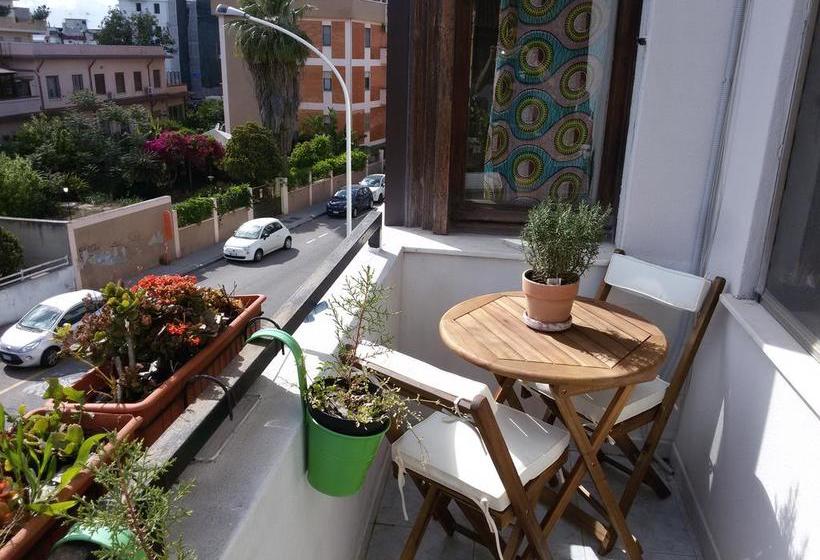 B&b A Un Passo Dal Mare  | Cagliari | Sardegna | Italia 4