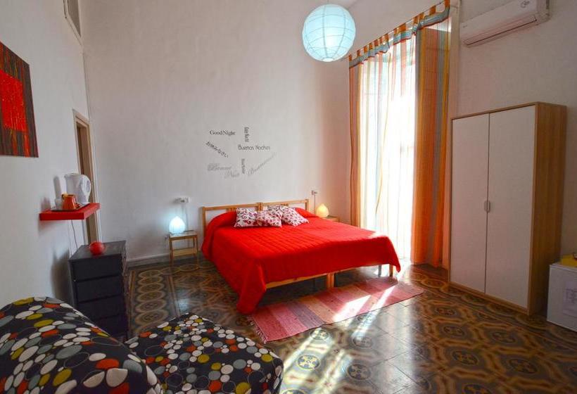 B&b Tecla  | Napoli | Napoli | Italia 3