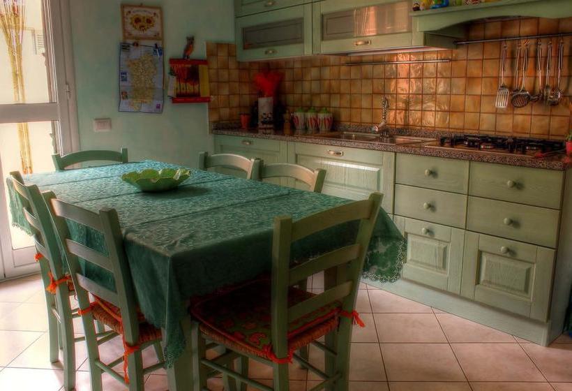 Bed and Breakfast La Casetta Colorata  | Dolianova | Sardegna | Italia 8