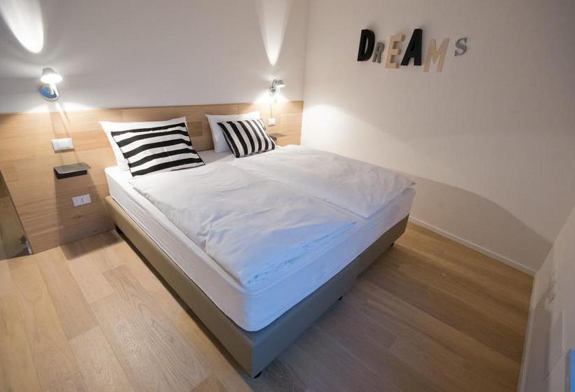 Bed and Breakfast Piano Bb