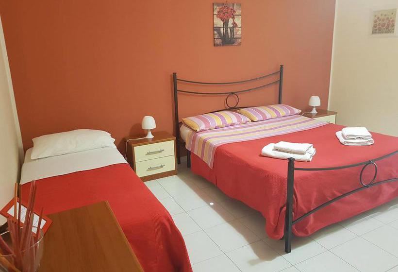 Bed and Breakfast The Artists  | Acireale | Catania | Italia 3