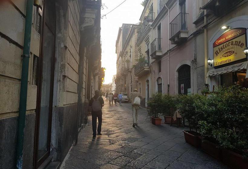 Bed and Breakfast The Artists  | Acireale | Catania | Italia 6