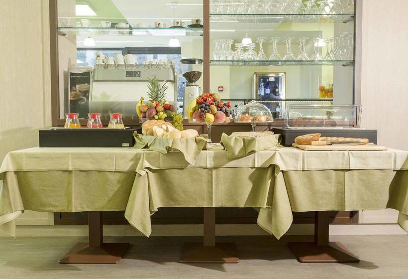 Hotel Ferrari  | Carugate | Milano | Italia 18