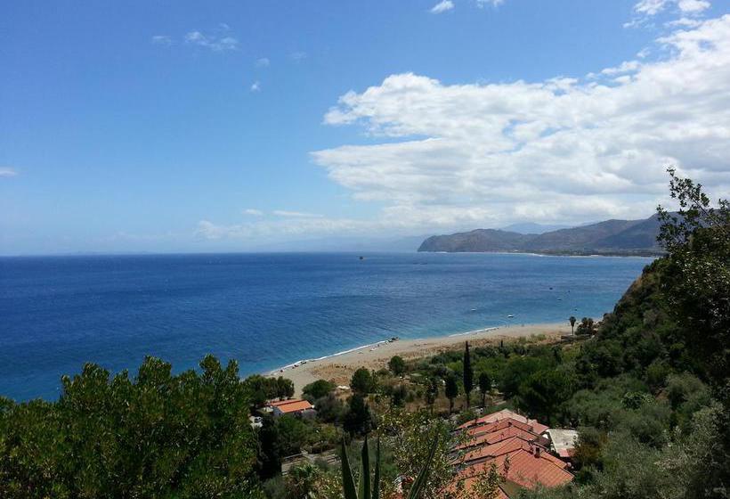 Hotel Roccabianca  | Gioiosa Marea | Messina | Italia 3