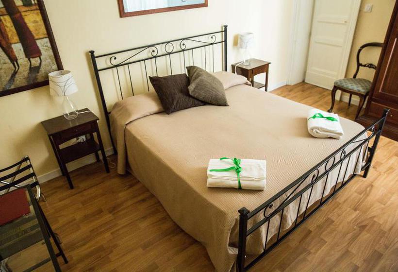 Bed and Breakfast Casa Elide  | Catania | Catania | Italia 12