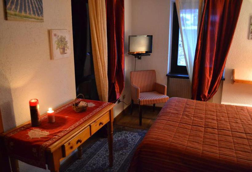 Hotel Meublé Martinet  | La Thuile | Aosta | Italia 14