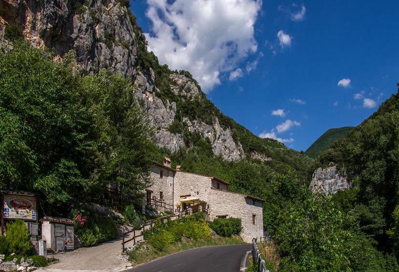 Ostello Rifugio Mola Del Sacramento  | Ferentillo | Terni | Italia 6