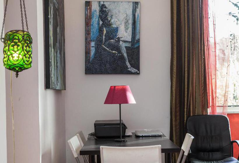 Bed and Breakfast Guest Art Trastevere Station  | Roma | Roma | Italia 16