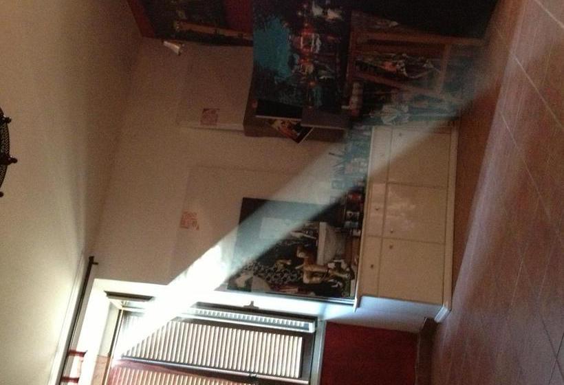 Bed and Breakfast Guest Art Trastevere Station  | Roma | Roma | Italia 8