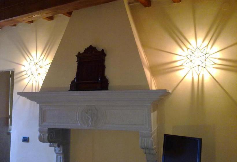 B&b Piazza Del Papa  | Sant'Angelo in Vado | Pesaro e Urbino | Italia 2