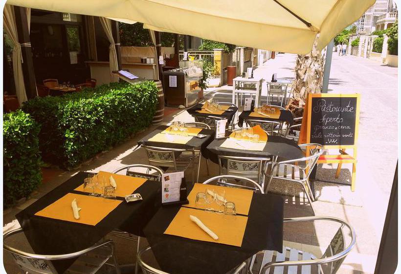 Hotel Aurora  | Marina di Cecina | Livorno | Italia 10