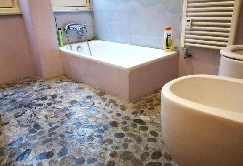 Bed and Breakfast Art B And B  | Genova | Genova | Italia 5