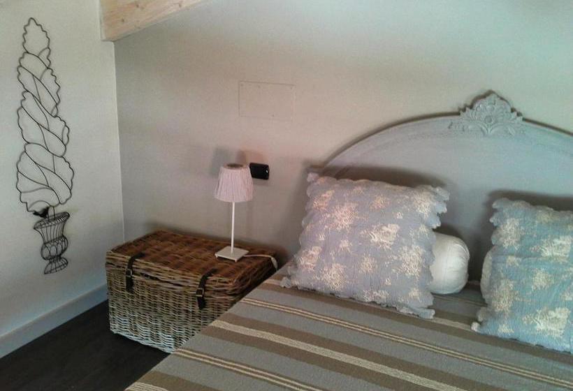 Bed and Breakfast La Finestra Sul Porto  | Cesenatico | Forlì-Cesena | Italia 3