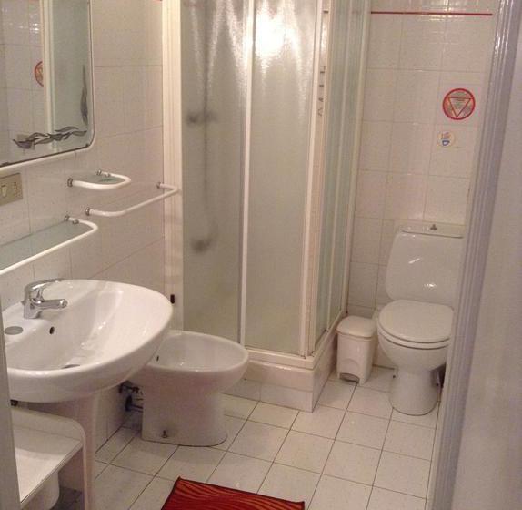 Bed and Breakfast Da Alessia Per Dormire Al Coppedé  | Roma | Roma | Italia 10