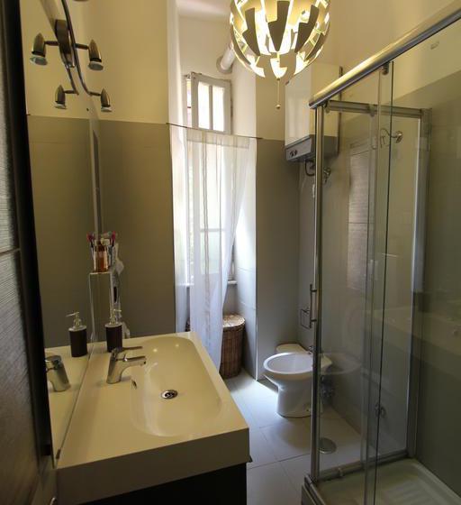 Bed and Breakfast Da Alessia Per Dormire Al Coppedé  | Roma | Roma | Italia 14