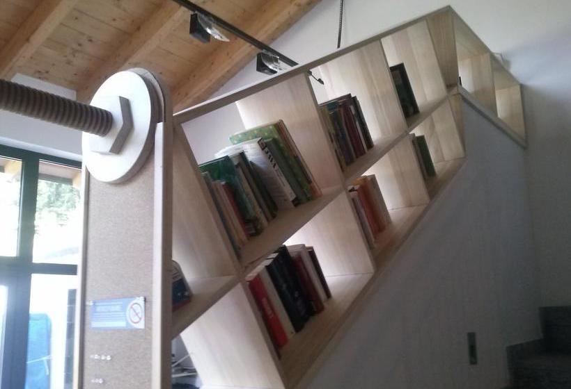 Ostello Casa Rossa  | Laveno Mombello | Varese | Italia 7