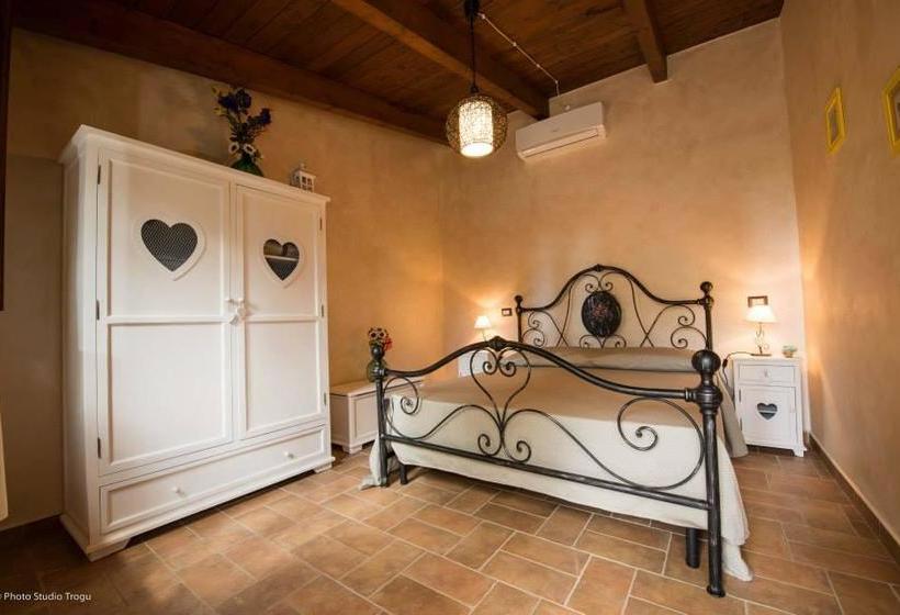 Il Giardino Dei Flintstones B&b  | Cerveteri | Roma | Italia 13