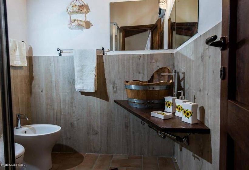 Il Giardino Dei Flintstones B&b  | Cerveteri | Roma | Italia 8