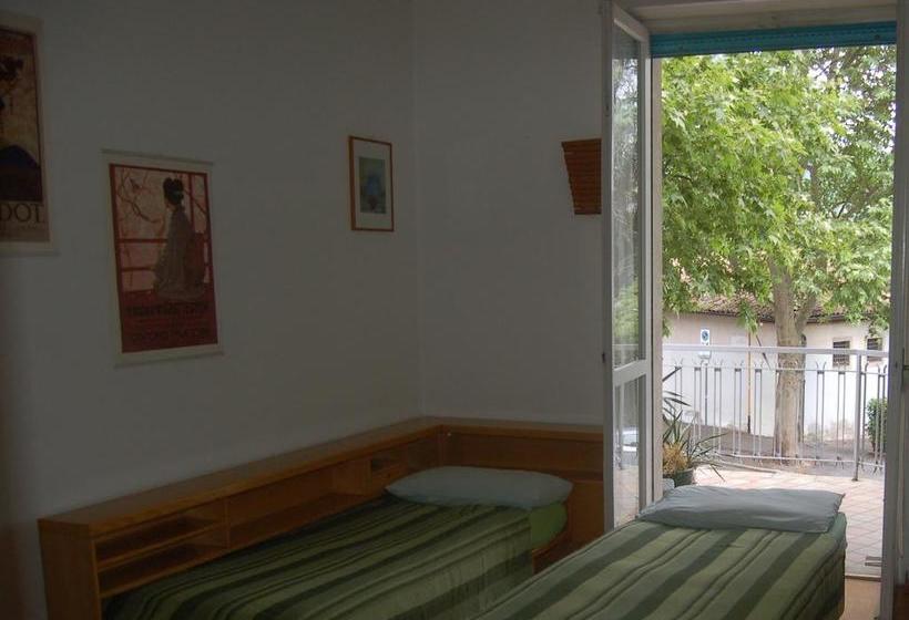 B&b Early Leaving Bergamo Airport  | Bergamo | Bergamo | Italia 14