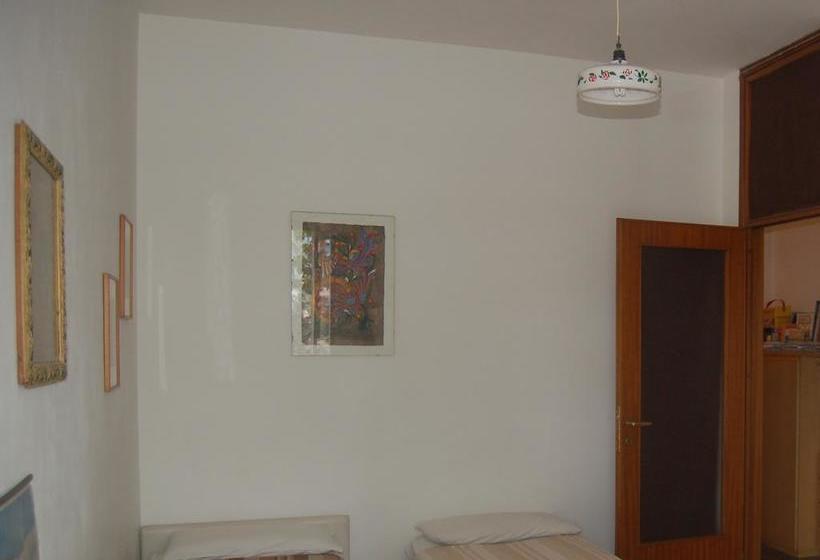 B&b Early Leaving Bergamo Airport  | Bergamo | Bergamo | Italia 17