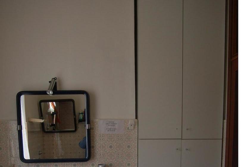 B&b Early Leaving Bergamo Airport  | Bergamo | Bergamo | Italia 3