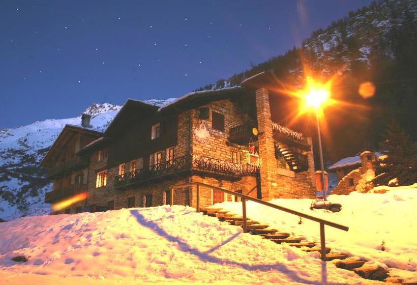 Hotel La Jolie Bergere  | La Salle | Aosta | Italien 2