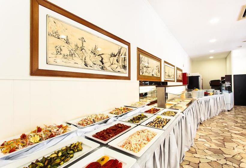 New Hotel Chiari  | Pinarella | Ravenna | Italia 11