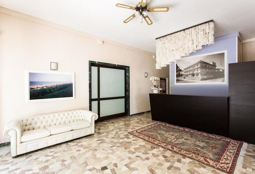 New Hotel Chiari  | Pinarella | Ravenna | Italia 18