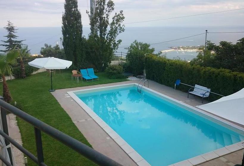 Bed and Breakfast Villa Antal Mesina
