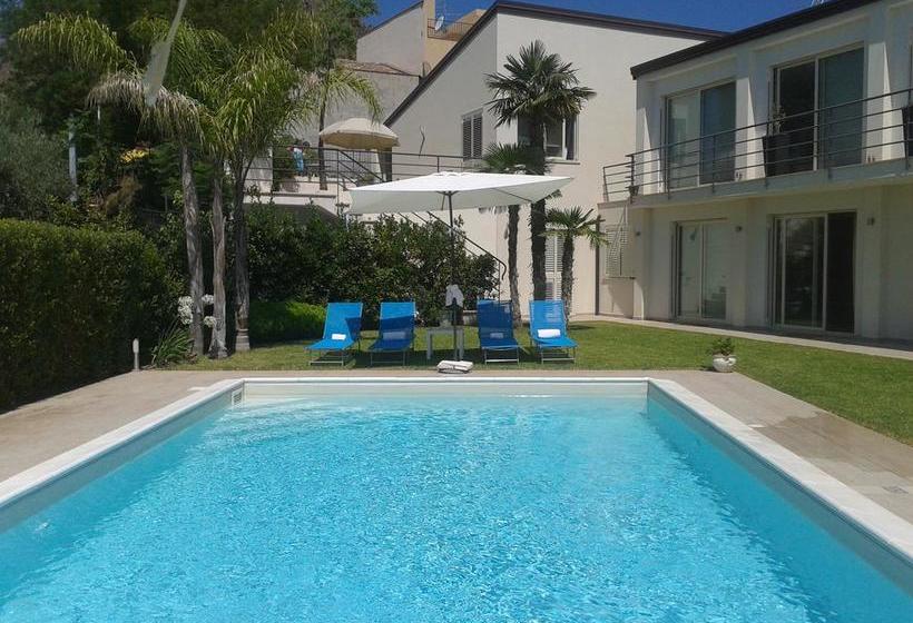 Bed and Breakfast Villa Antal  | Taormina | Messina | Itália 1