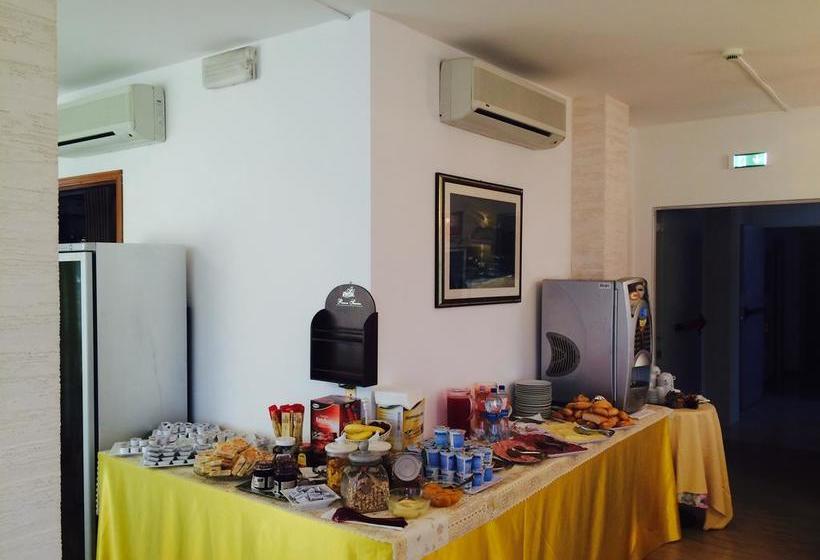 Hotel Fucsia  | Riccione | Rimini | Italia 3