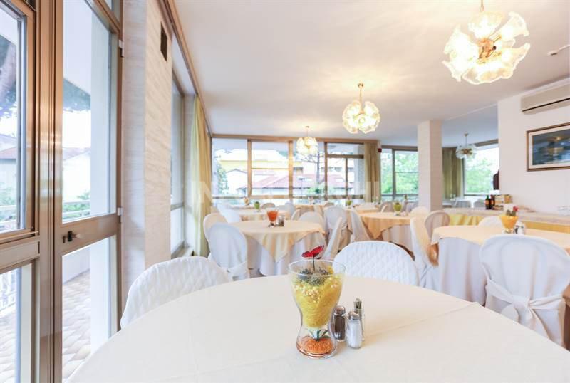 Hotel Fucsia  | Riccione | Rimini | Italia 7