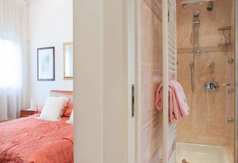 Bed and Breakfast Tosca House  | Varenna | Lecco | Italia 4