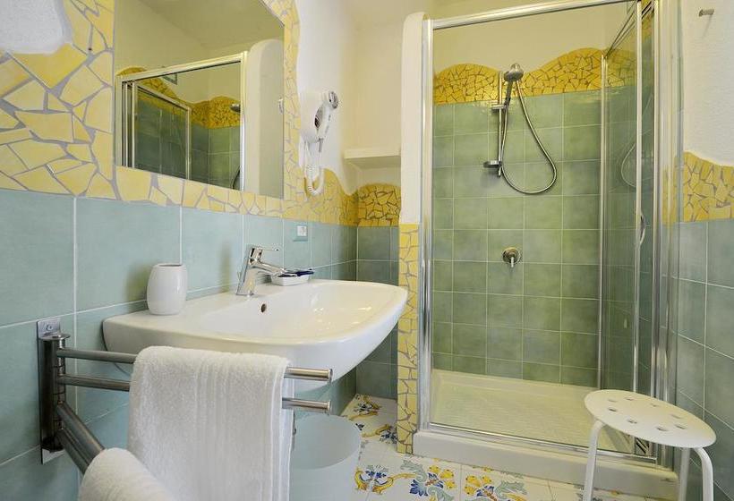 Bed and Breakfast Bnb Le Isole  | Ischia | Napoli | Italia 2