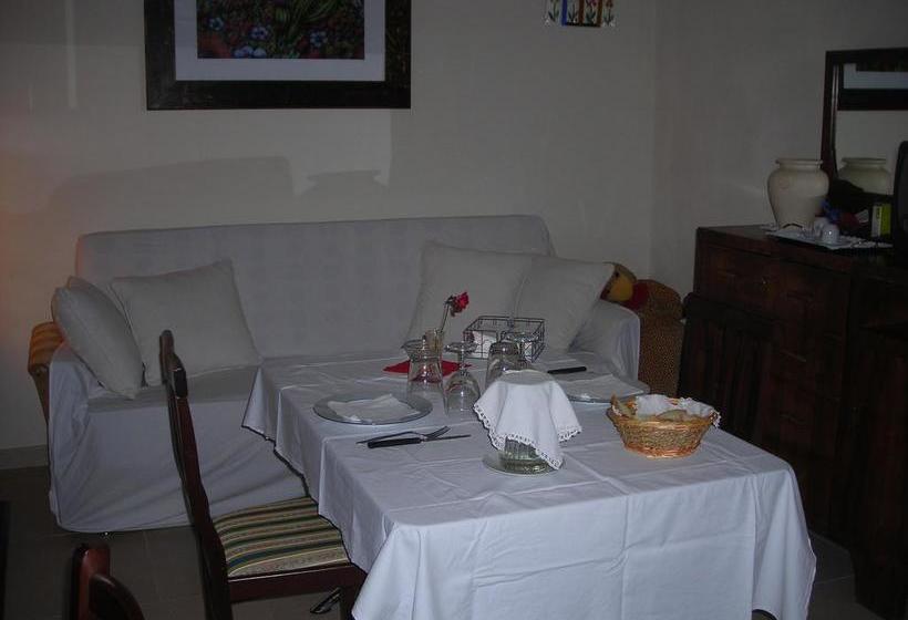 Bed and Breakfast Tenuta Litta  Masseria Lizza  | Lecce | Lecce | Italia 10