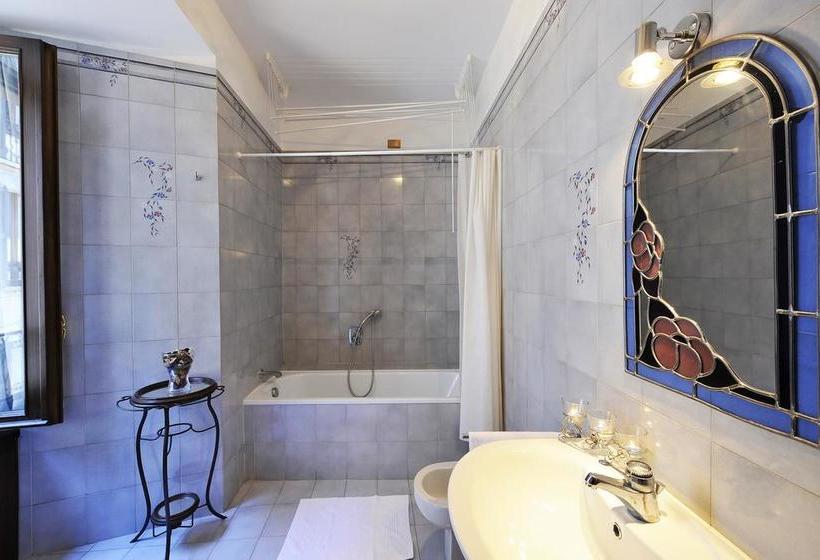 Hotel Menaggio Vista Sul Porto  | Menaggio | Como | Italia 8