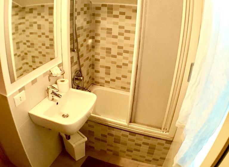 B&b San Rocco  | Gargnano | Brescia | Italy 11