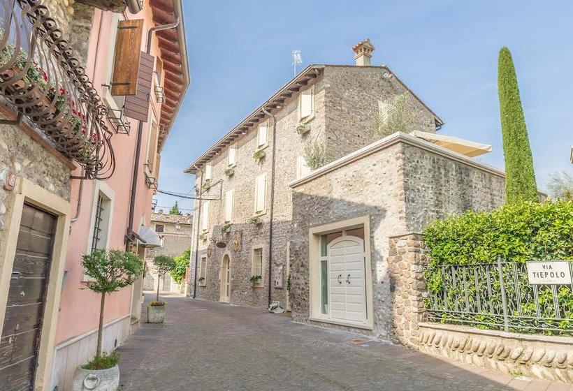 Bed and Breakfast Maison Resola  | Valeggio sul Mincio | Verona | Italy 1