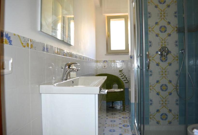 Bed and Breakfast Allamarina  | Napoli | Napoli | Italia 5