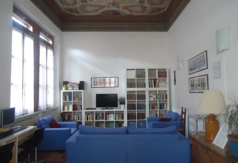 Protezione Della Giovane  Female Hostel  | Verona | Verona | Italia 1