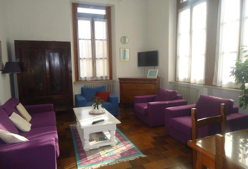 Protezione Della Giovane  Female Hostel  | Verona | Verona | Italia 10