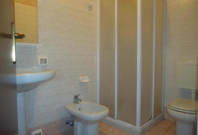 Protezione Della Giovane  Female Hostel  | Verona | Verona | Italia 16