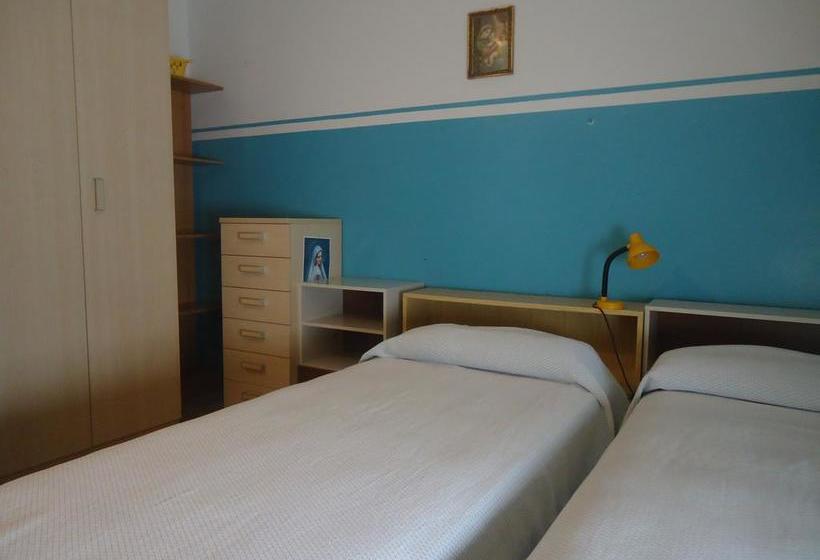 Protezione Della Giovane  Female Hostel  | Verona | Verona | Italia 20