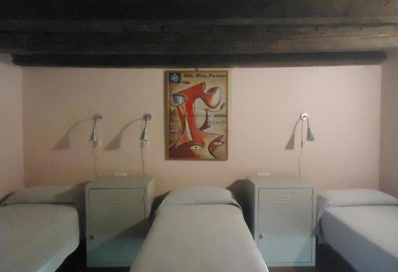 Protezione Della Giovane  Female Hostel  | Verona | Verona | Italia 7