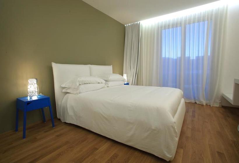 Copacabana Hotel Design  | Margherita di Savoia | Barletta-Andria-Trani | Italia 11